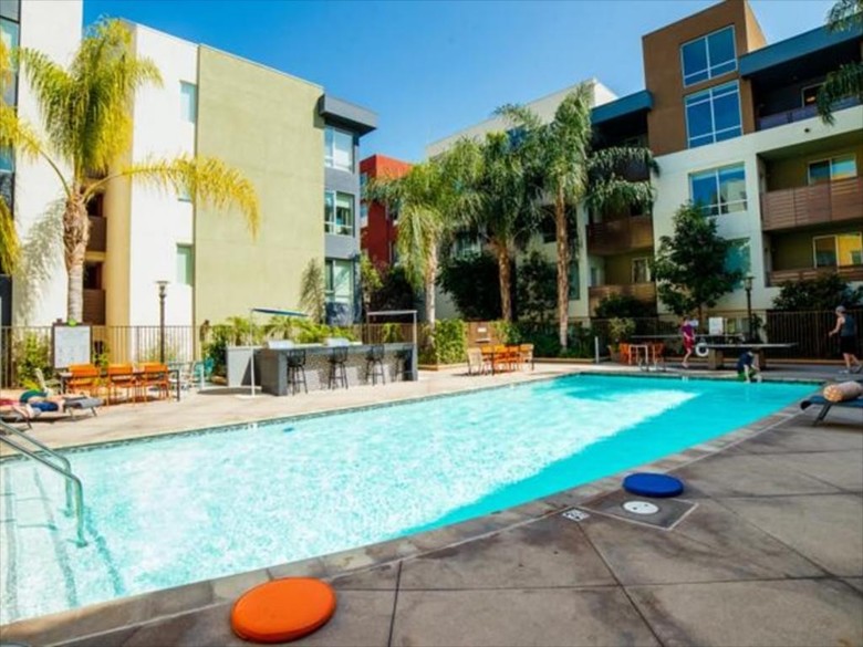 Elizabeth Taylor Apartment