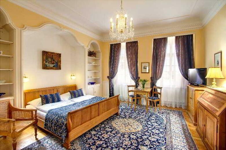 Hotel Golden Star