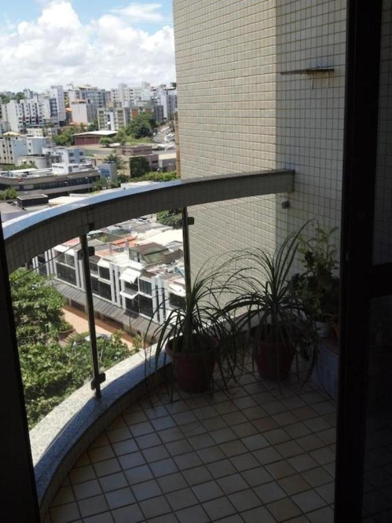 Apartamentos Condom�nio Sol Nascente
