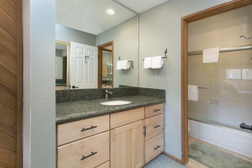 Hotel Aspen Creek By 101 Great Escapes