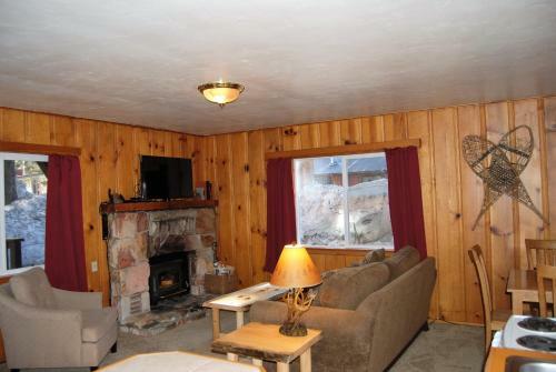 Edelweiss Lodge
