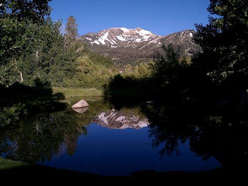 Hotel Snowcreek Resort