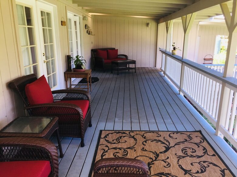 Aloha Junction Bed & Breakfast