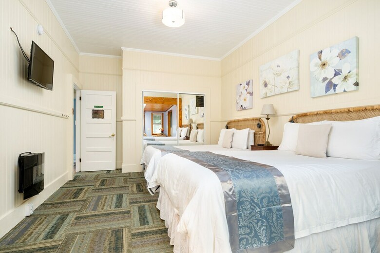 Aloha Junction Bed & Breakfast