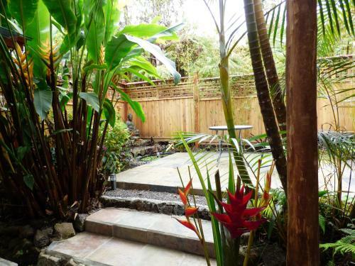 Bed & Breakfast Lotus Garden Cottages
