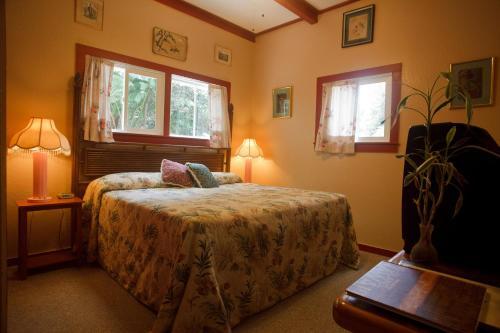 Lodge Chalet Kilauea Collection