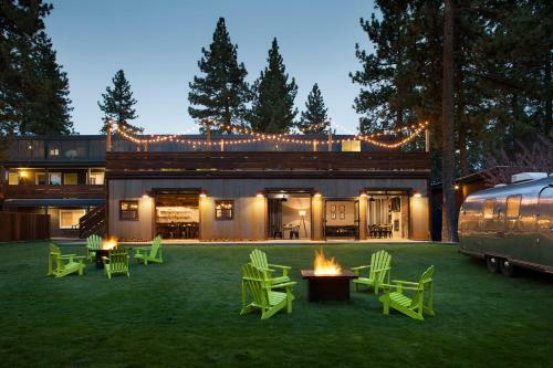 Basecamp Hotel