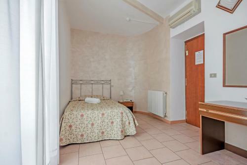 Hotel Albergo Rond�