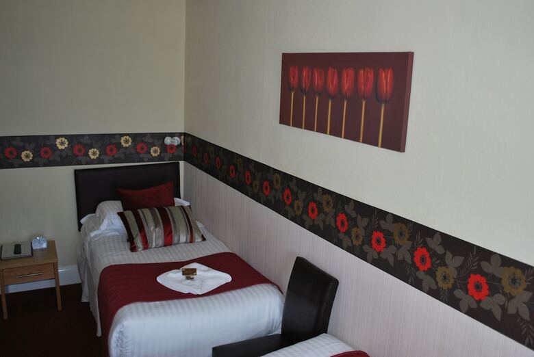 Hostal Ellan Vannin Hotel