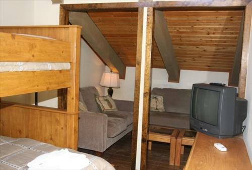 Mammoth Creek Condos