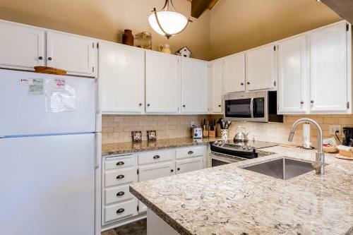 Mammoth Creek Condos