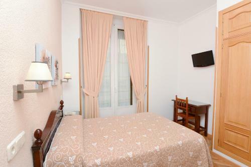 Hostal Biarritz