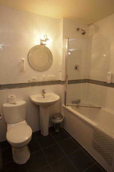 Best Western Summerhill Hotel And Suites