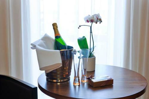 Rox Hotel