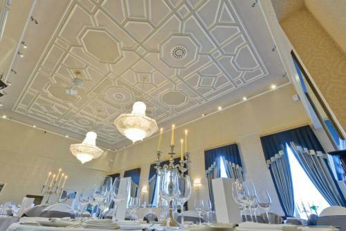 Rox Hotel