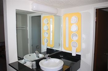 Motel 6 Merced