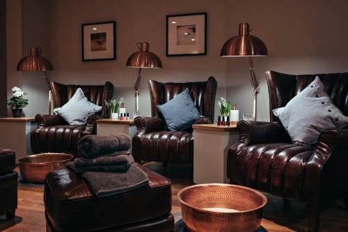 Low Wood Hotel
