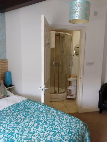 The Lakes B&B