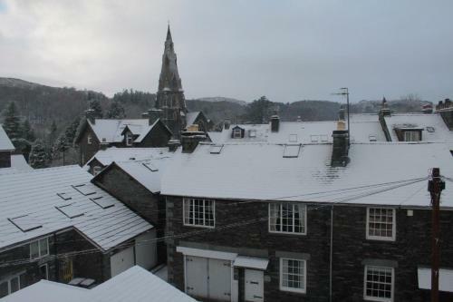 The Lakes B&B