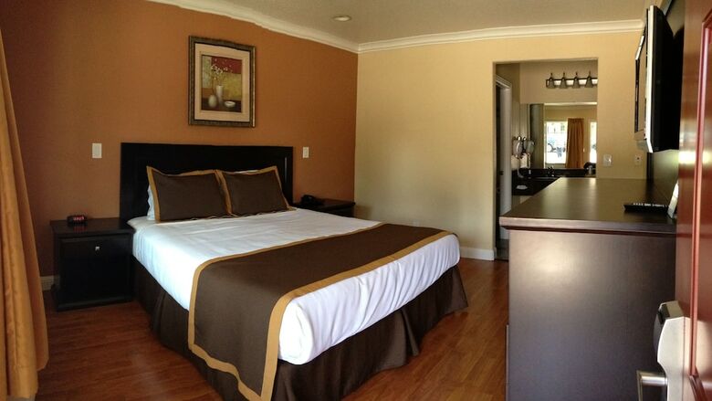 Motel Monterey Surf Inn