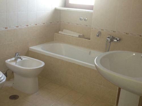 B&B Adema