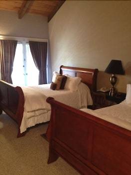 Hotel Merritt House Inn
