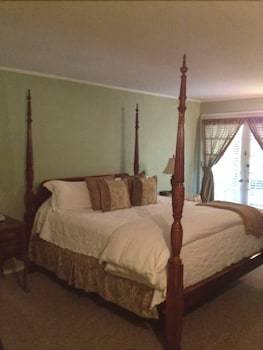 Hotel Merritt House Inn