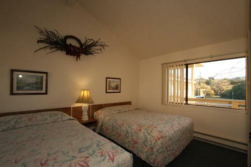 Motel Monterey Fireside Lodge