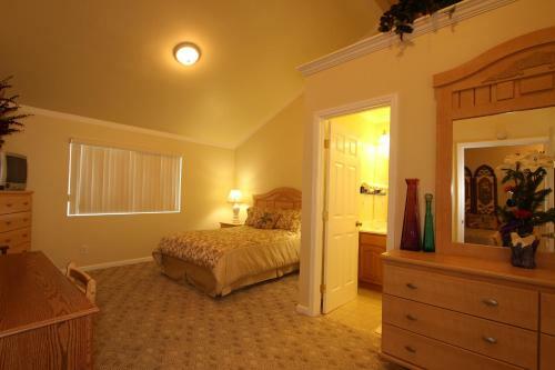 Motel Monterey Fireside Lodge