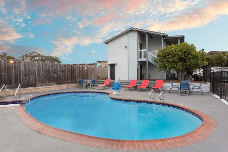 Motel Ramada Limited Monterey