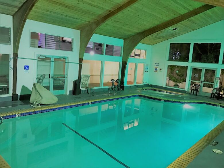 Hotel Stargazer Inn And Suites