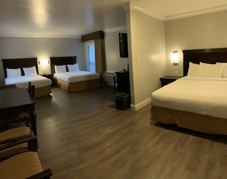 Hotel Stargazer Inn And Suites