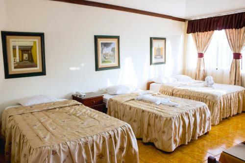 Hostal El Escudero Lodge