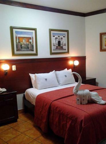 Hostal El Escudero Lodge