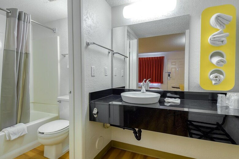 Motel 6 Los Angeles - Long Beach