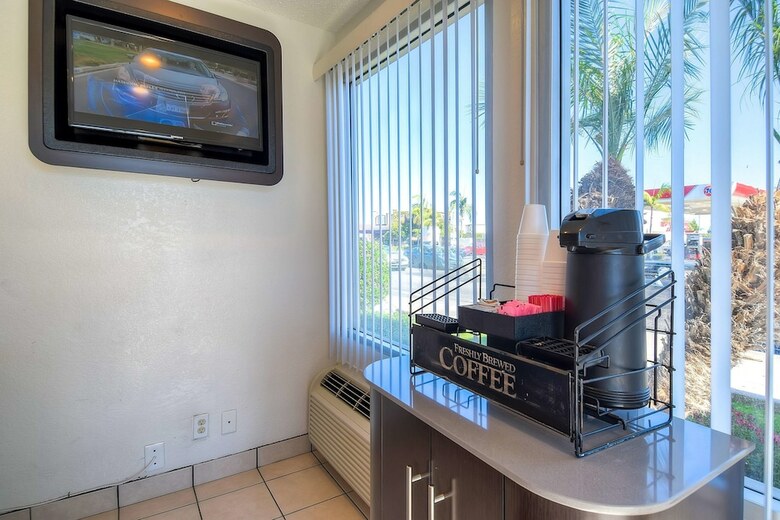 Motel 6 Los Angeles - Long Beach