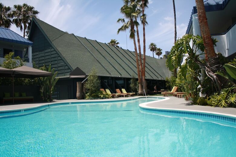 Hotel Current