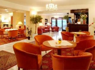 Hotel Monica