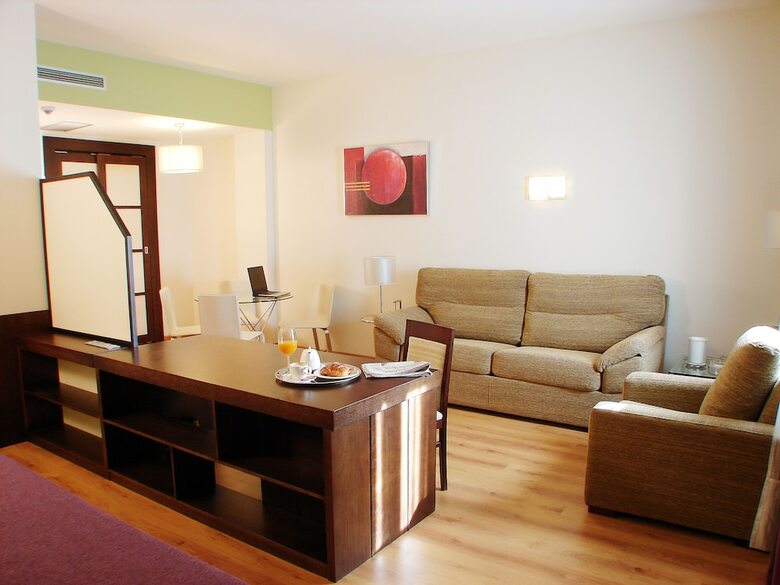 Hotel La Boro�a