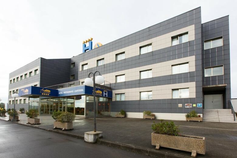 Hotel La Boro�a