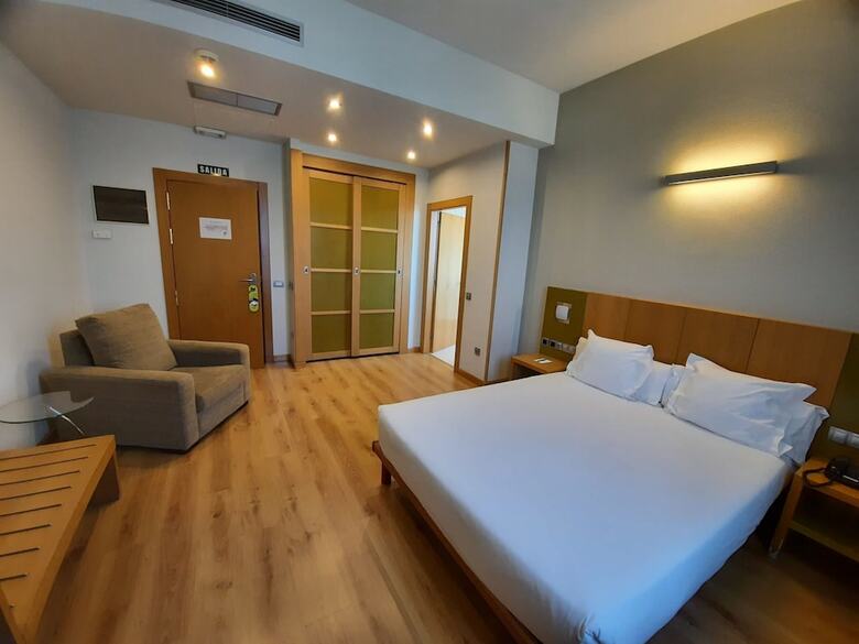 Hotel La Boro�a