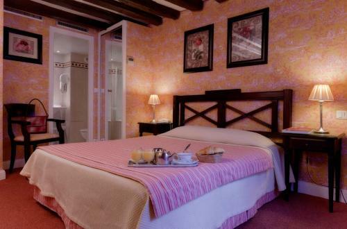 Hotel Beaubourg