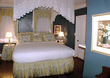 Bed & Breakfast Clarkeston Inn