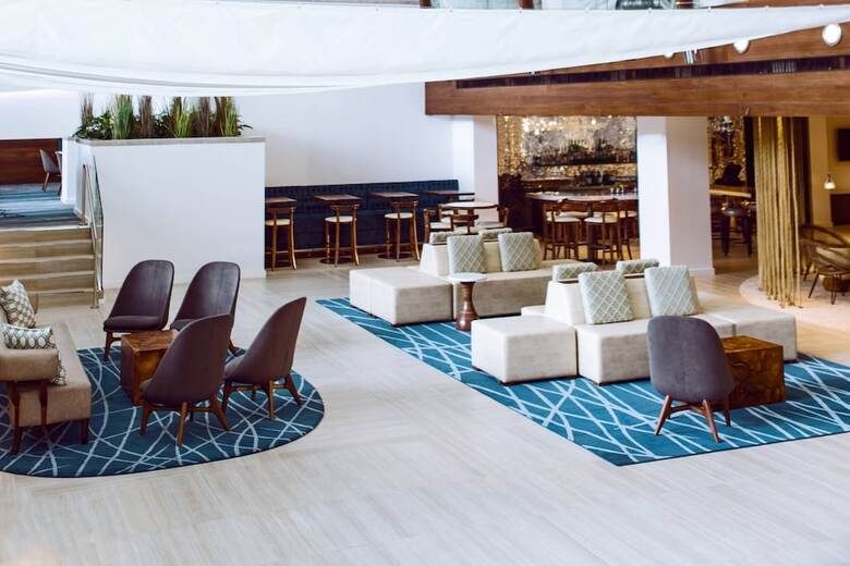 Hotel Newport Marriott