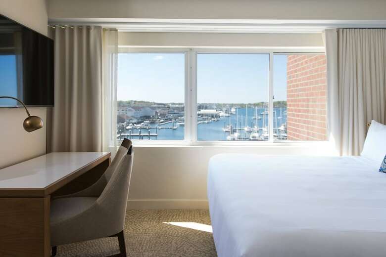 Hotel Newport Marriott