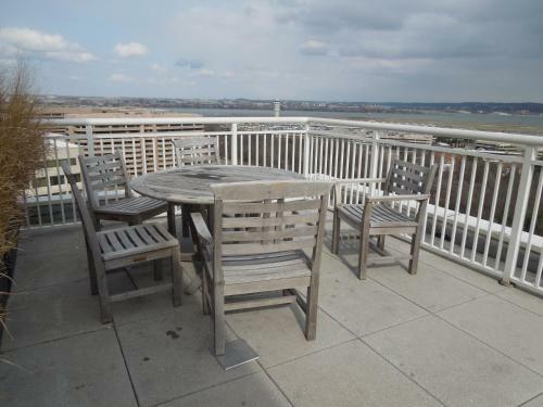 Apartamento Crystal Quarters Corporate Housing At The Concord