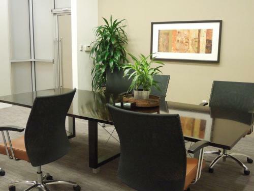 Apartamento Crystal Quarters Corporate Housing At The Concord