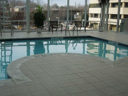 Apartamento Crystal Quarters Corporate Housing At The Concord