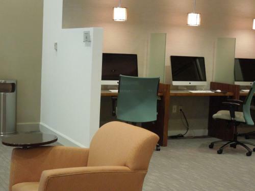 Apartamento Crystal Quarters Corporate Housing At The Concord