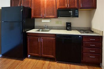 Hotel Candlewood Suites Fitchburg